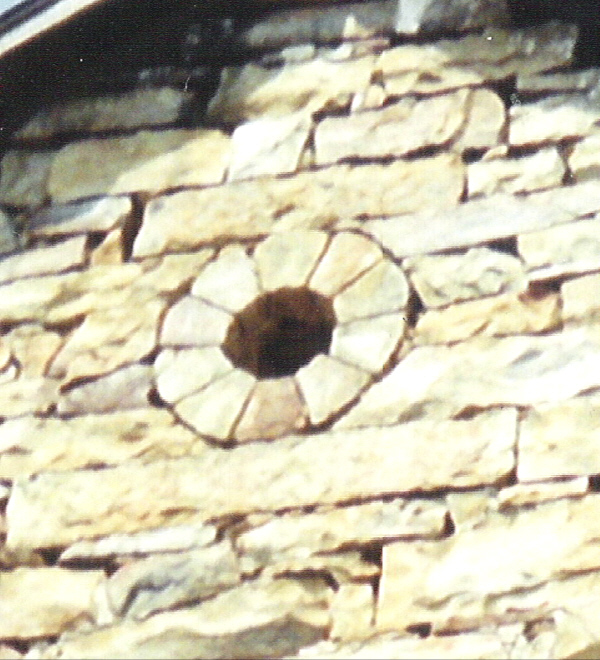 Round portal on stone barn at the Michael Korns, Sr. Somerset County PA farm.